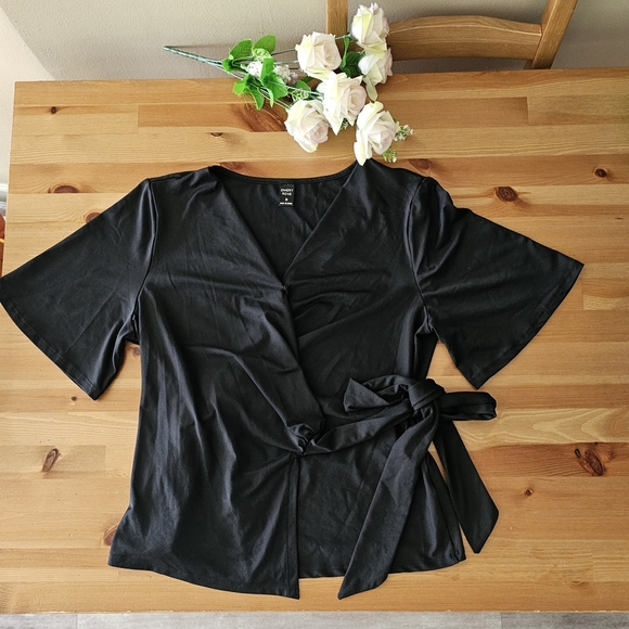 SHEIN Emery Rose - Solid Knot Side Wrap Tee Size M - Picture 10 of 12